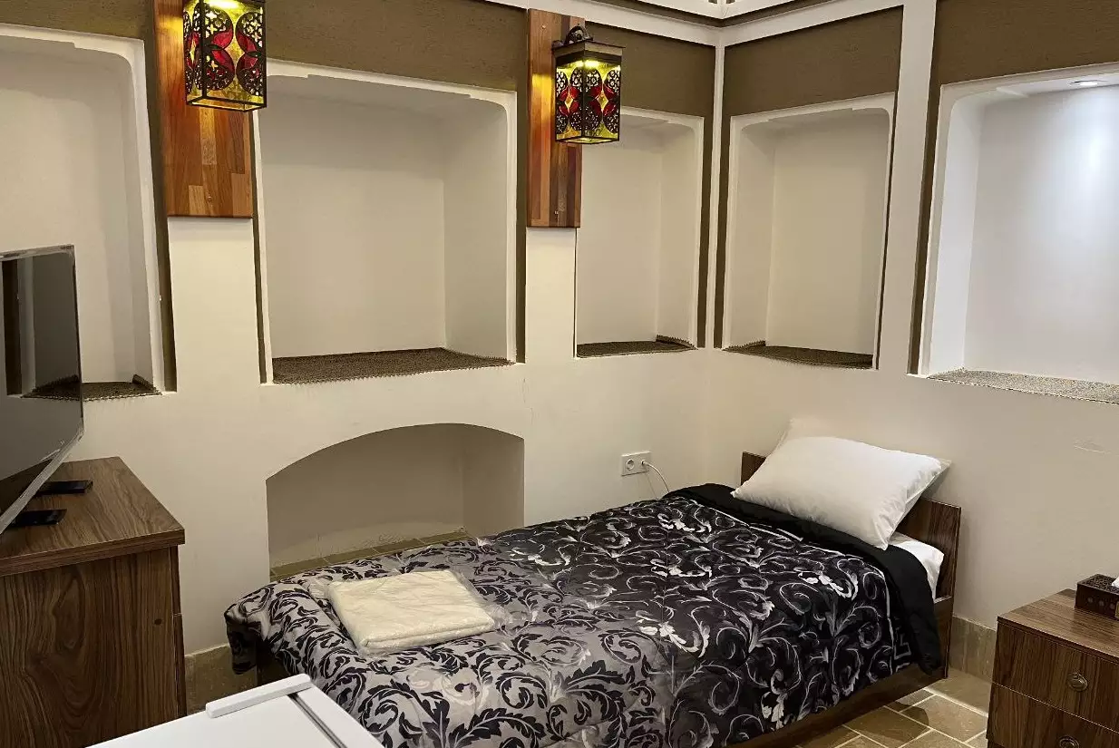 هتل سنتی حاجی بابایی زارچ یزد